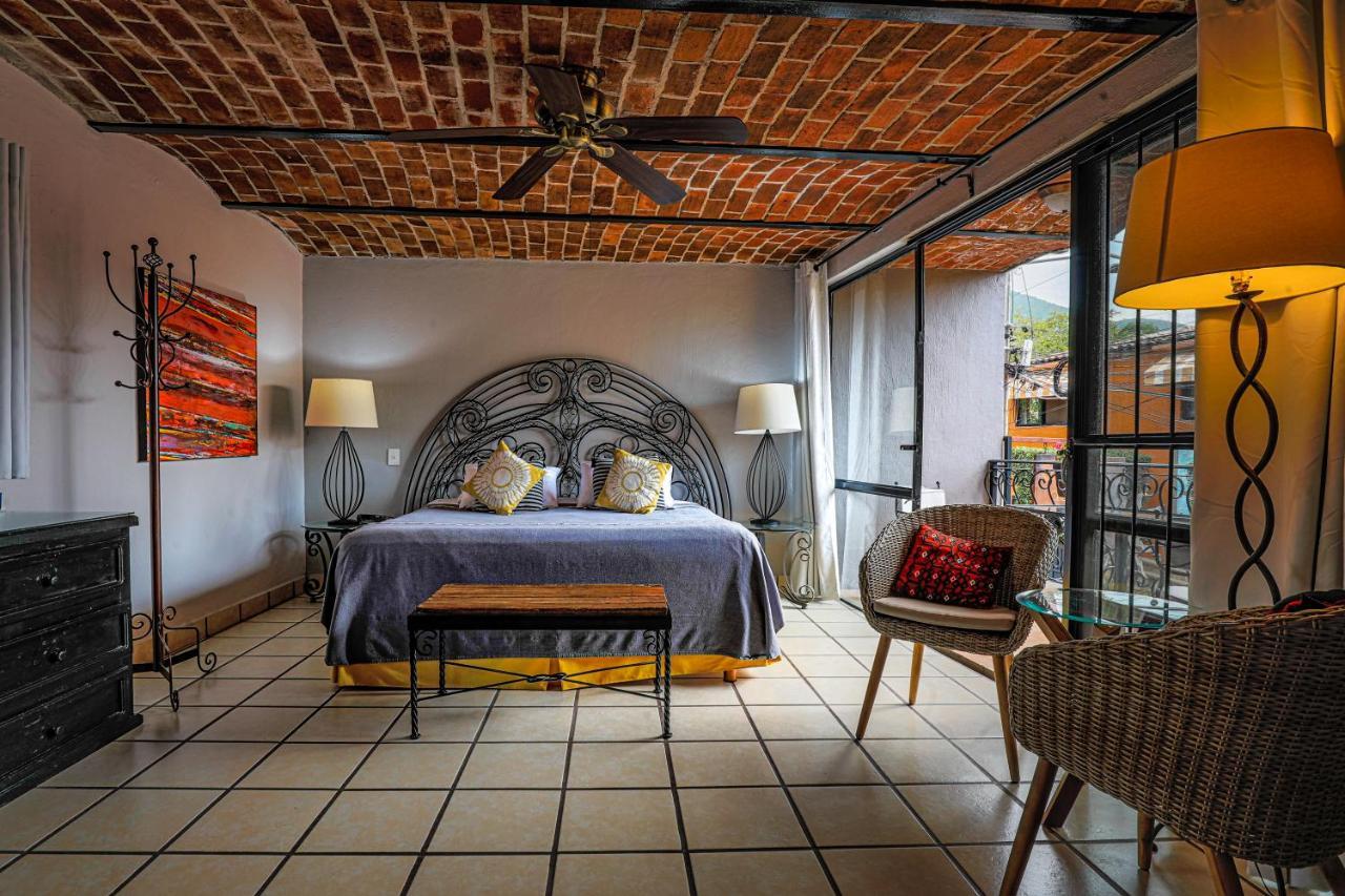 Casa Del Sol Inn Ахихик Экстерьер фото