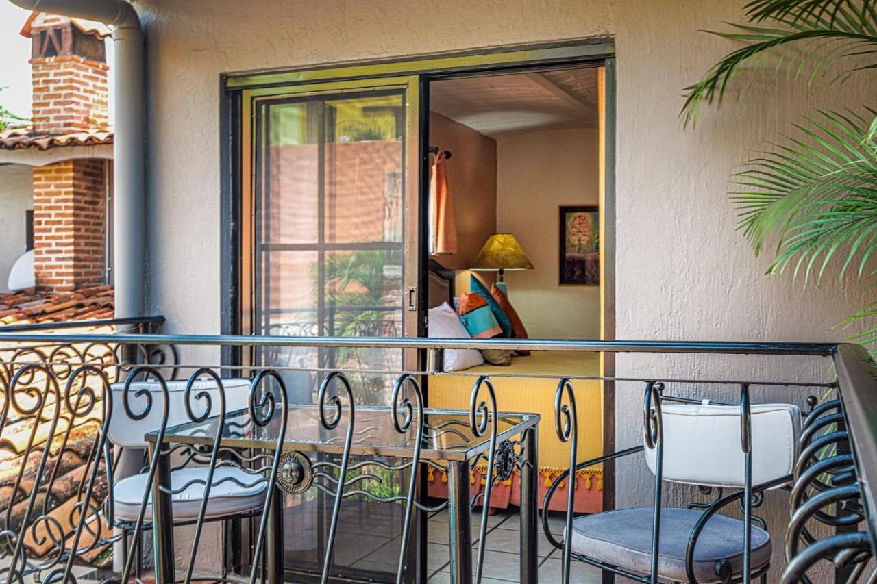 Casa Del Sol Inn Ахихик Экстерьер фото
