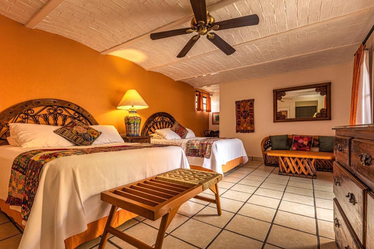 Casa Del Sol Inn Ахихик Экстерьер фото
