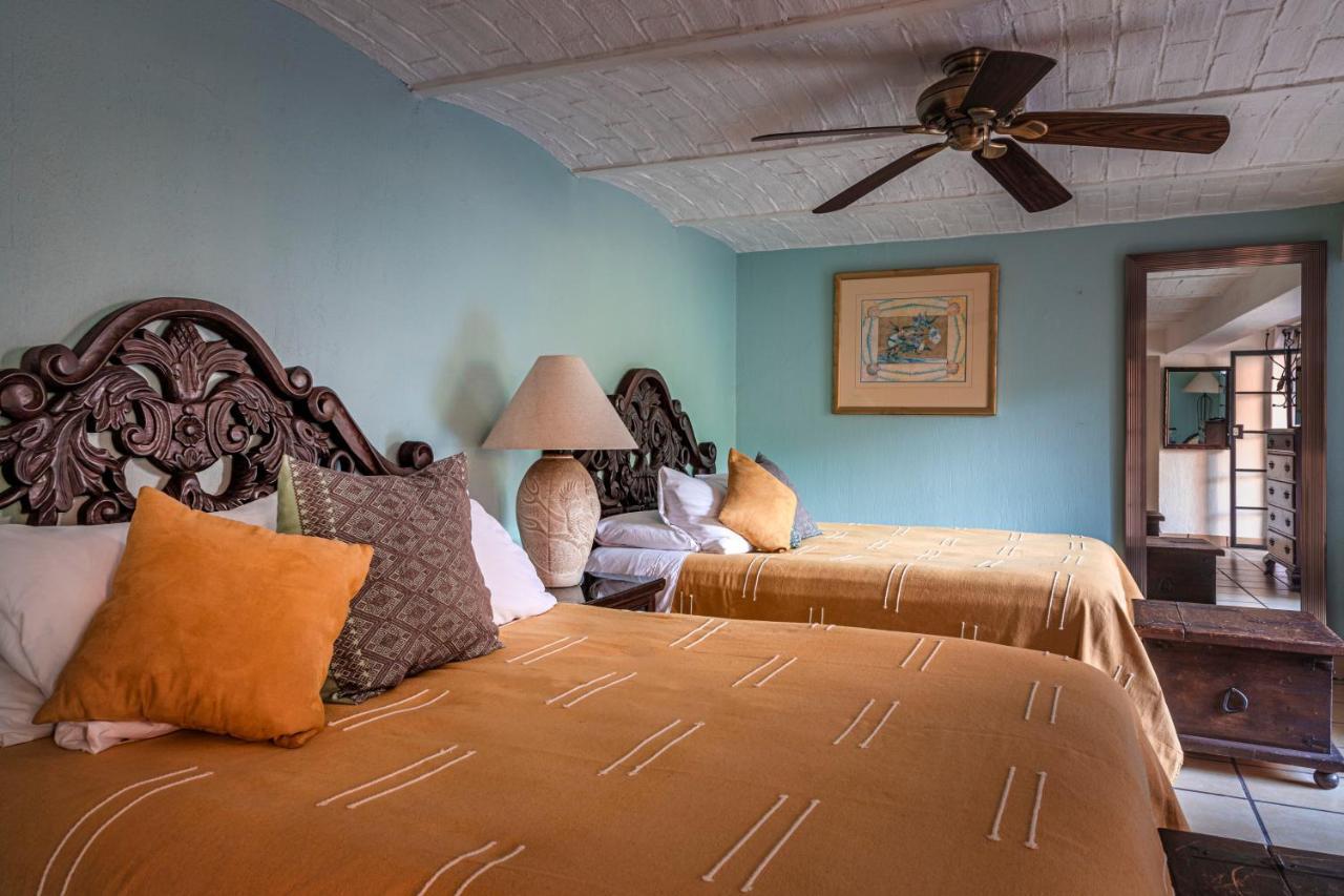 Casa Del Sol Inn Ахихик Экстерьер фото