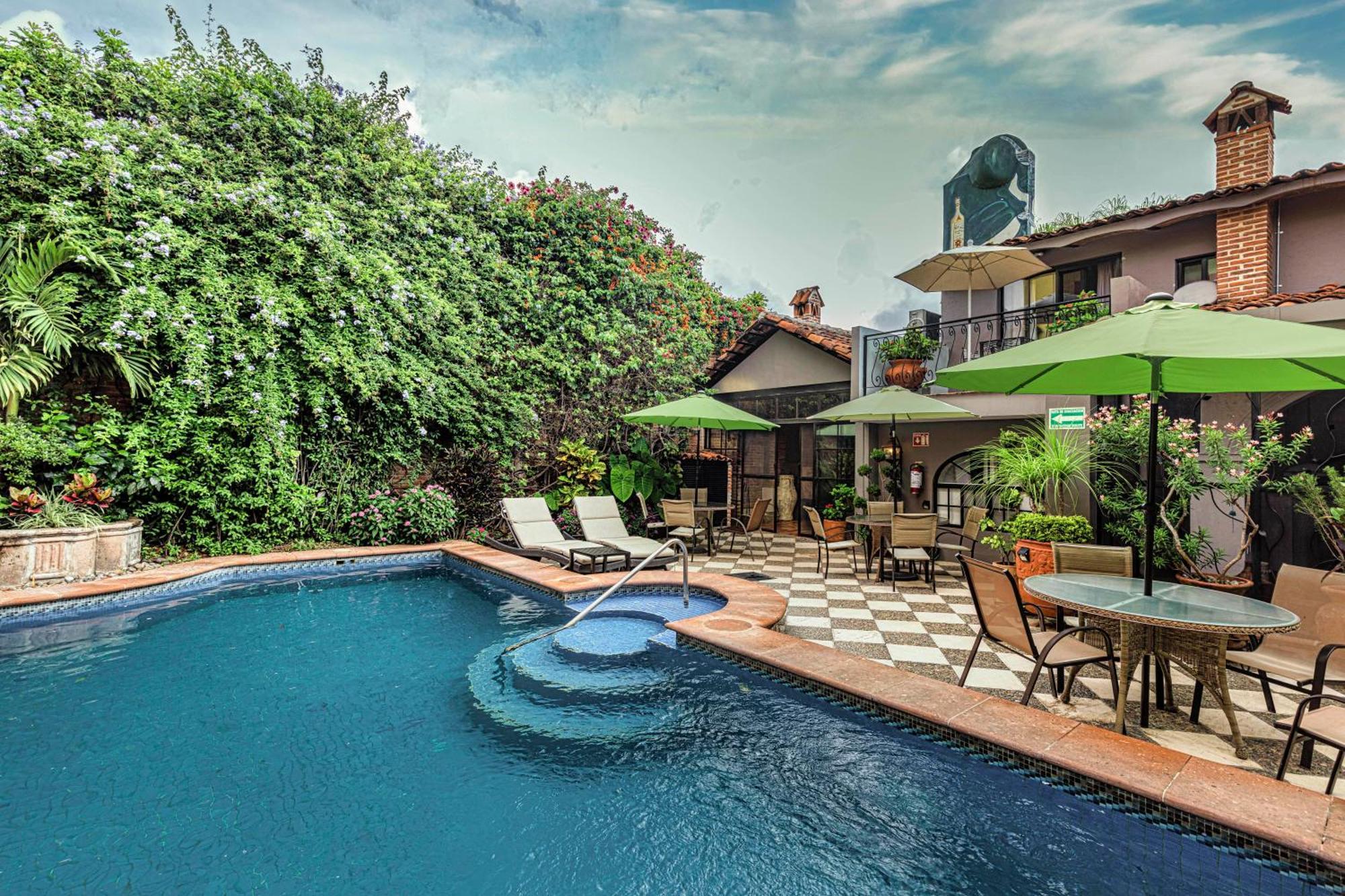 Casa Del Sol Inn Ахихик Экстерьер фото